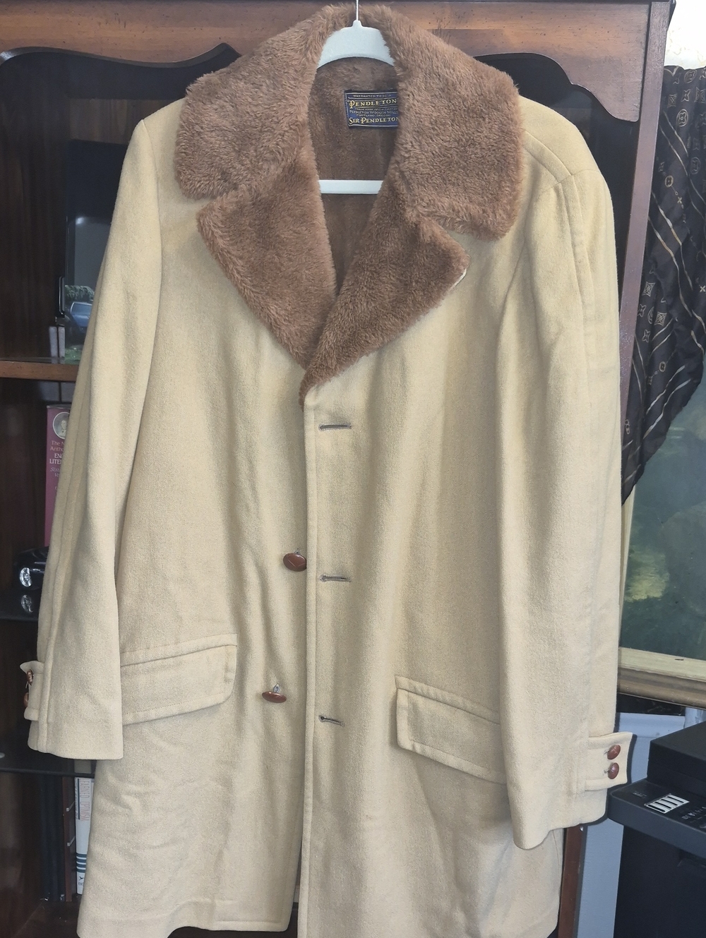 Pendleton Cream Wool Pea Coat with Brown Faux Fur Collar Overcoat Car Coat